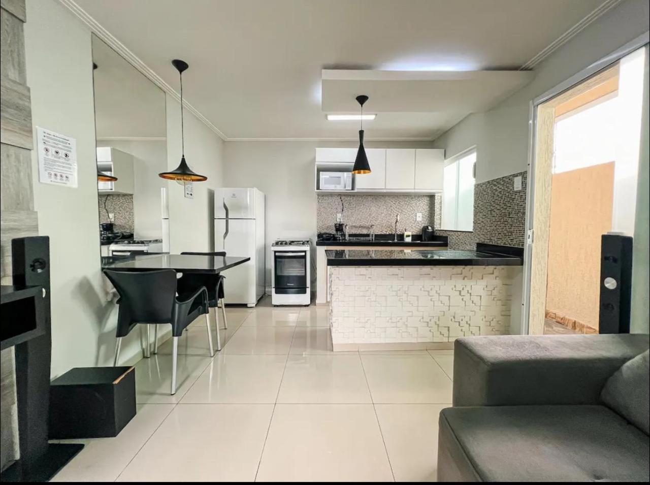 Apto Com Ar Condicionado, Wifi E Smart Tv Cabo Frio Buitenkant foto
